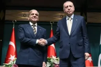 Shehbaz Sharif receiving condolence call from Recep Tayyip Erdogan on Pakistan floods
